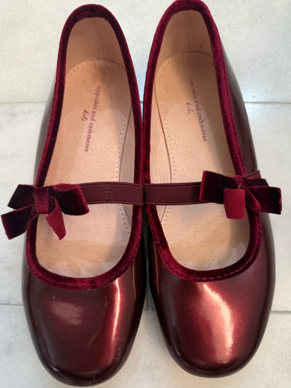 cupcakes & cashmere Girls burgundy faux patent Mary Jane Flats with Velvet Bow
